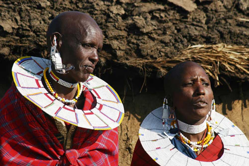 The meaning behind the Maasai bead work. - Nomad Africa Magazine