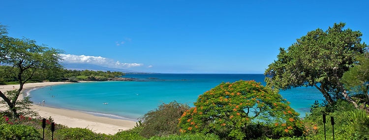 Vista de la playa desde el resort Kauai