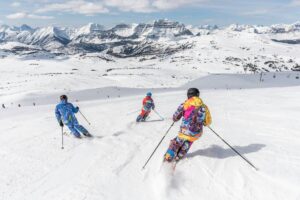 6 Top Ski Destinations for Your Christmas Holiday Trip